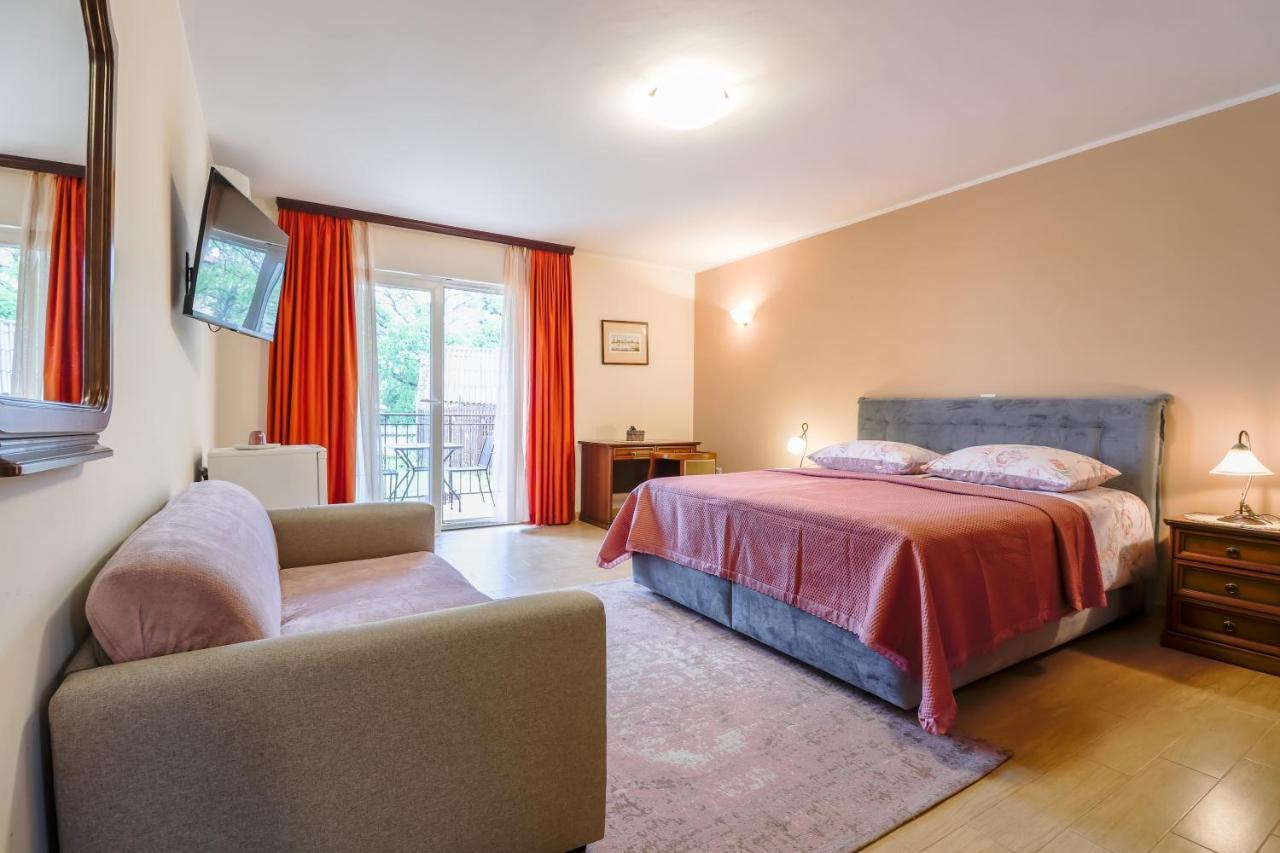 Bed & Breakfast Kastel Zbandaj Экстерьер фото