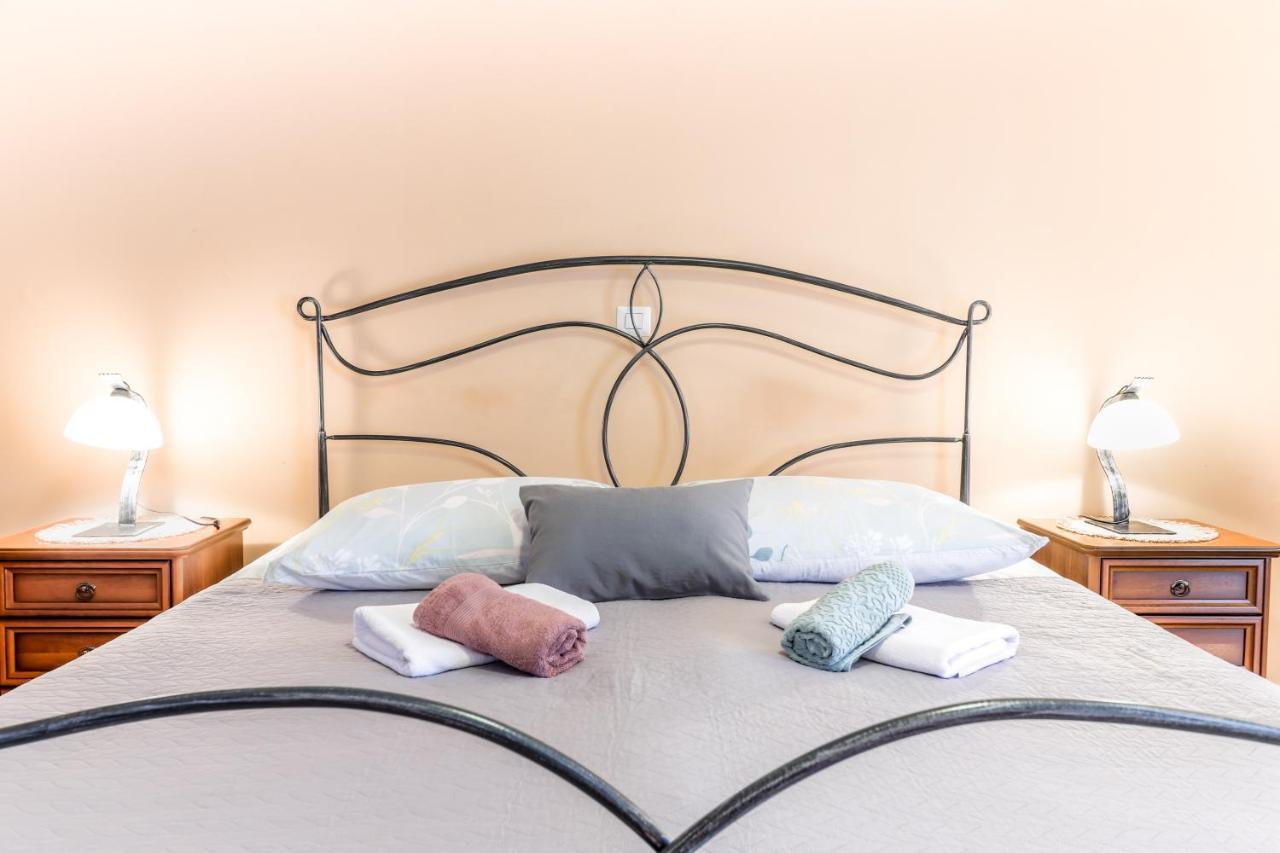 Bed & Breakfast Kastel Zbandaj Экстерьер фото