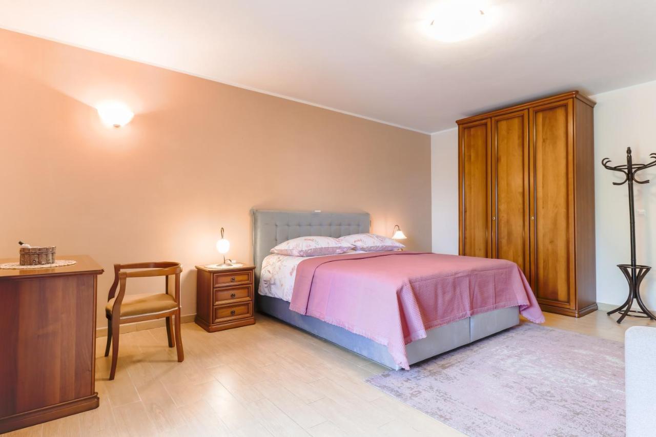 Bed & Breakfast Kastel Zbandaj Экстерьер фото