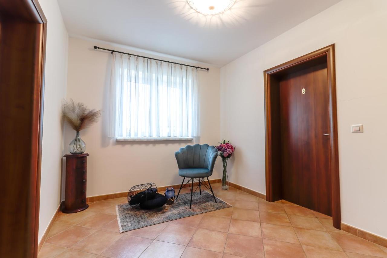Bed & Breakfast Kastel Zbandaj Экстерьер фото